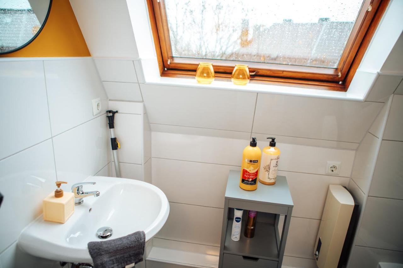 Central-Living Yellow - Wifi - Netflix - City Essen Exterior foto